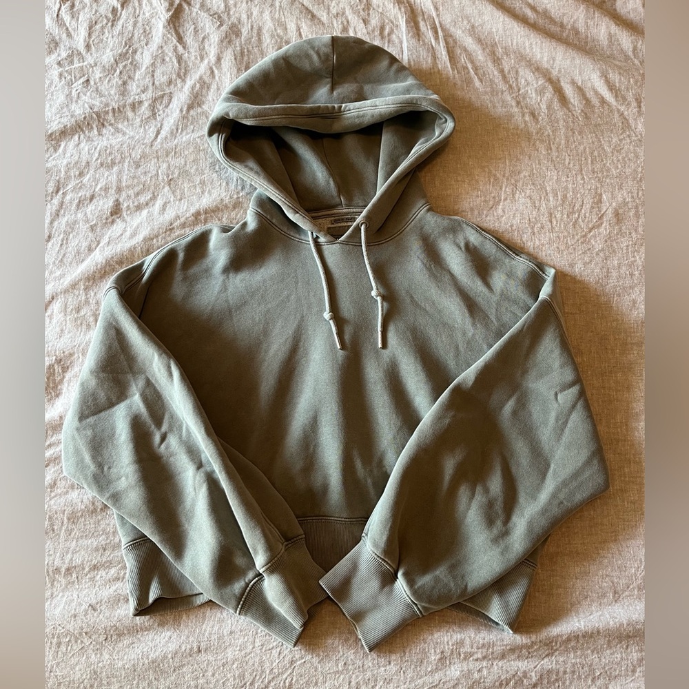 Abercrombie cropped hoodie